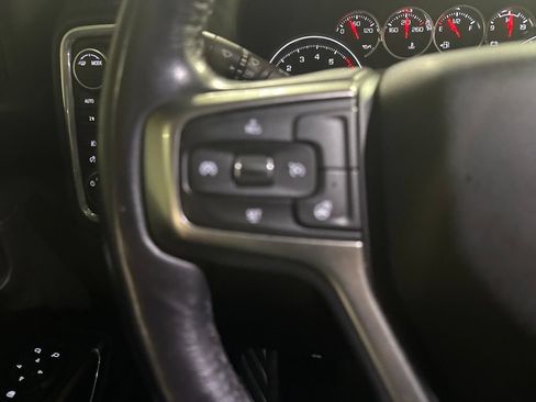 Used 2021 Chevrolet Silverado 1500 LT Trail Boss w/ Convenience Package II AWD/4WD image 15