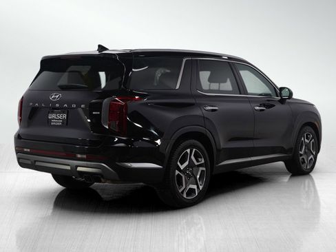 Used 2023 Hyundai Palisade Limited w/ Cargo Package image 5