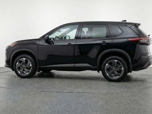 Used 2025 Nissan Rogue SV FWD image 5