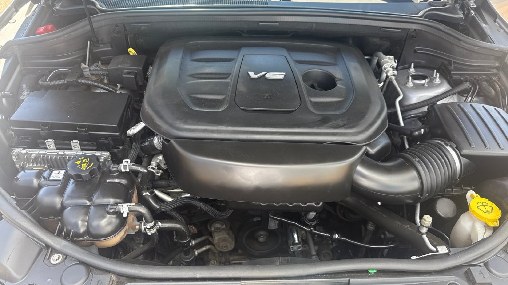 Used 2019 Jeep Grand Cherokee Altitude AWD/4WD image 14