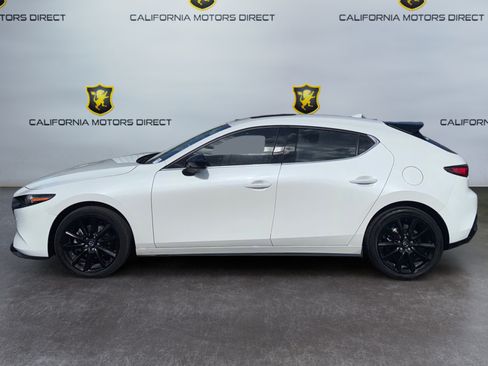 Used 2024 MAZDA MAZDA3 Hatchback w/Premium Plus Pkg AWD/4WD image 2