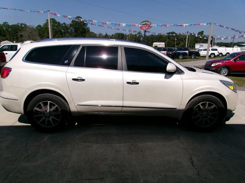 Used 2013 Buick Enclave Leather image 4