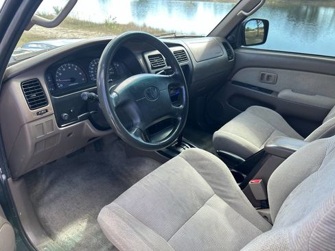 Used 2000 Toyota 4Runner SR5 image 22
