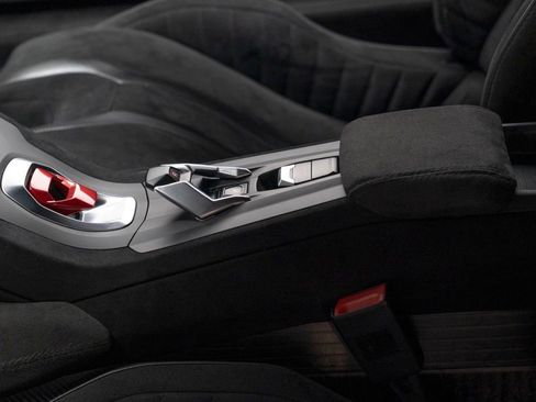 Used 2022 Lamborghini Huracan STO RWD image 17