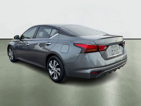 Used 2021 Nissan Altima 2.5 S w/ Driver Assist Package image 3