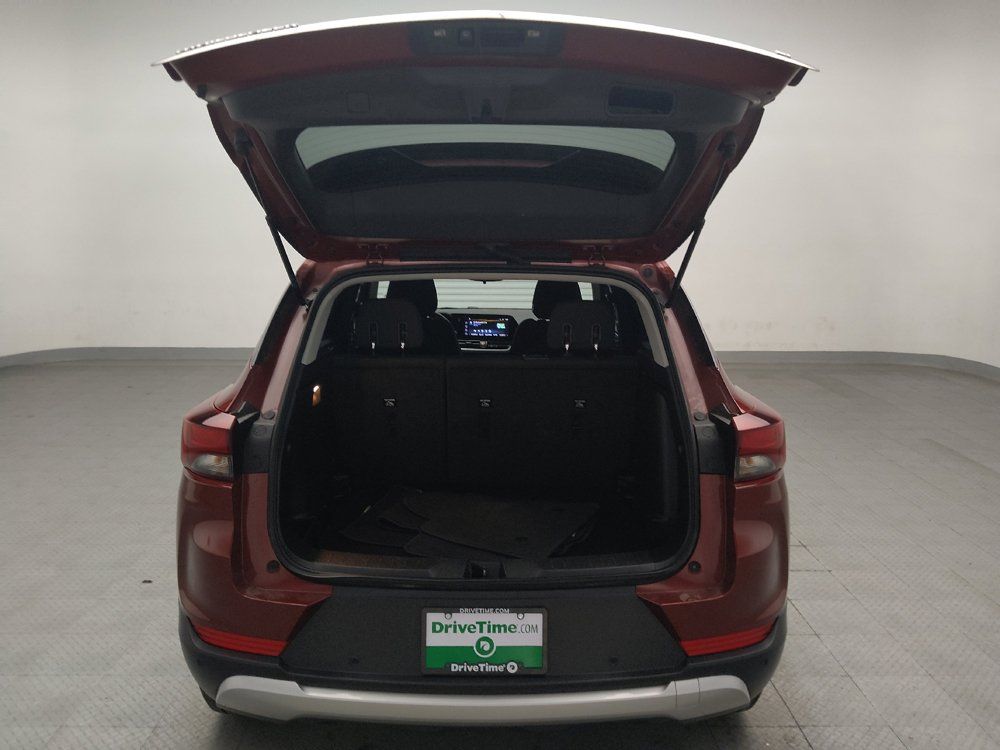 Used 2025 Chevrolet TrailBlazer LT w/ Driver Confidence Package FWD image 29