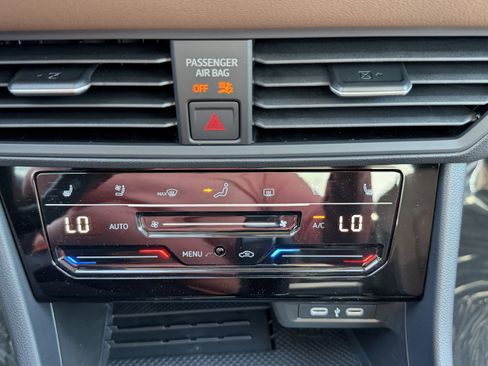 New 2026 Volkswagen Jetta SEL image 21