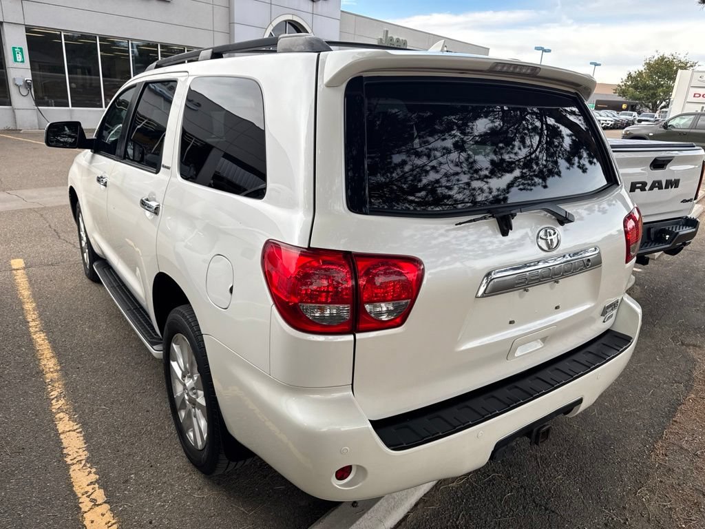 Used 2016 Toyota Sequoia Platinum AWD/4WD image 2