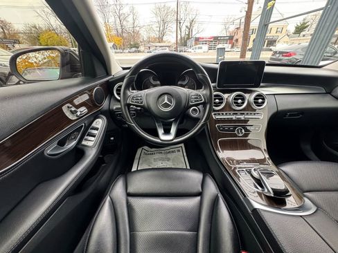 Used 2015 Mercedes-Benz C 300 4MATIC Sedan image 31
