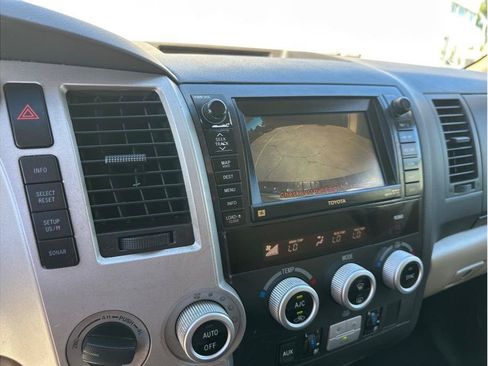 Used 2008 Toyota Sequoia Platinum AWD/4WD image 28