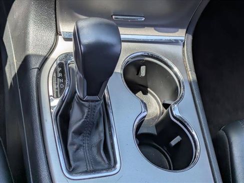 Used 2018 Jeep Grand Cherokee Limited AWD/4WD image 13