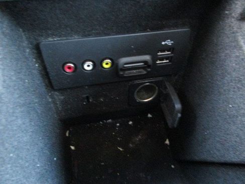 Used 2013 Lincoln MKZ FWD image 29