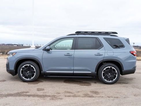 New 2026 Honda Pilot Touring image 4