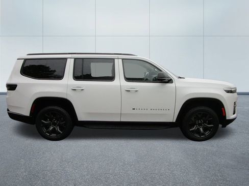 New 2026 Jeep Grand Wagoneer Limited w/ Convenience Group I image 6