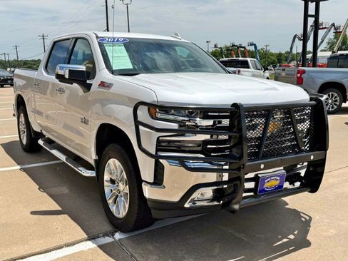 Used 2019 Chevrolet Silverado 1500 LTZ AWD/4WD image 7
