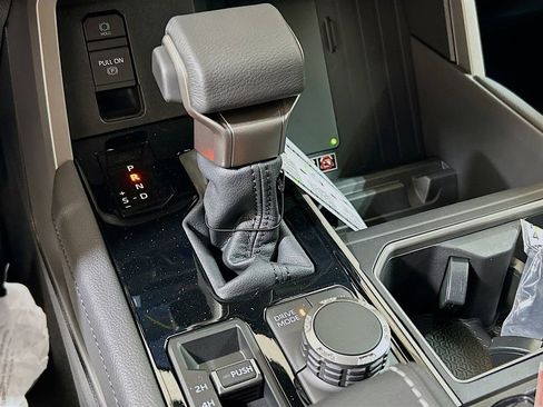 New 2026 Toyota Tundra Limited AWD/4WD image 17