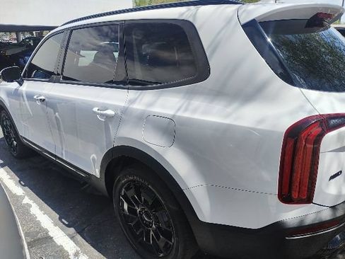 Certified 2021 Kia Telluride SX w/ SX Prestige Package AWD/4WD image 16