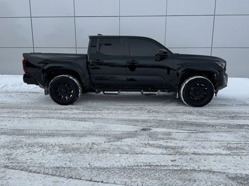 Certified 2024 Toyota Tacoma SR5 image 33