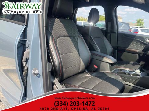 Used 2024 Ford Escape ST-Line w/ Tech Pack #1 image 12