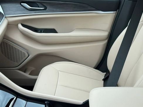 New 2026 Jeep Grand Cherokee Limited AWD/4WD image 18