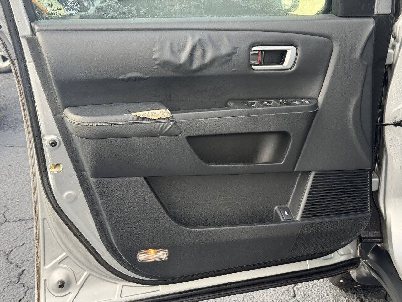 Used 2010 Honda Pilot EX-L image 16