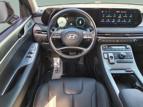 Used 2024 Hyundai Palisade SEL w/ Premium Package FWD image 12