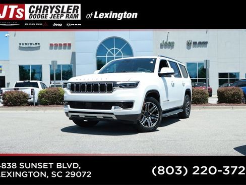 Used 2022 Jeep Wagoneer Series III AWD/4WD image 1