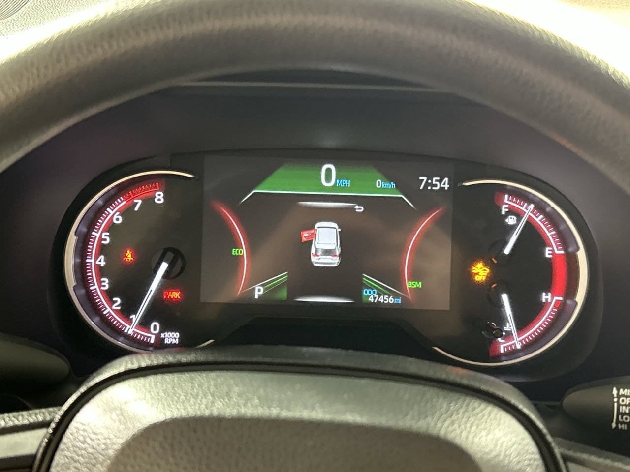 Used 2025 Toyota RAV4 XLE FWD image 15