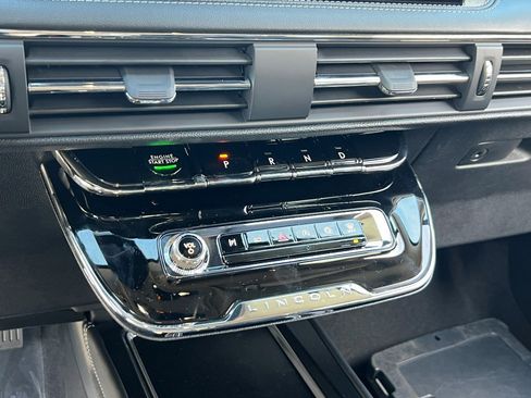 New 2026 Lincoln Corsair Premiere image 17