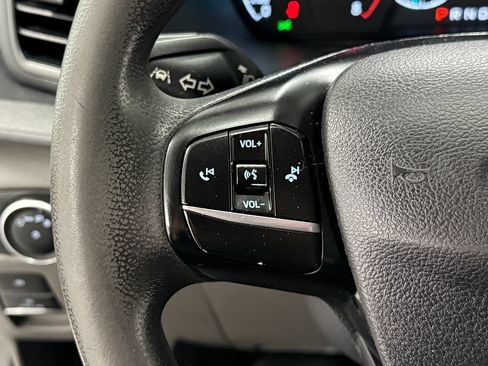 Used 2023 Ford Transit 250 Low Roof AWD image 13