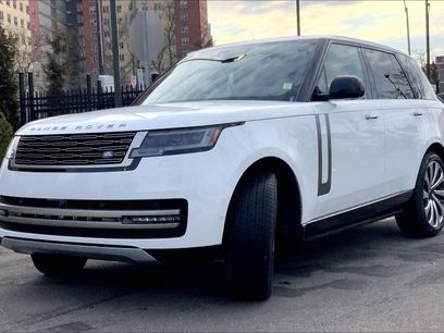New 2026 Land Rover Range Rover SE