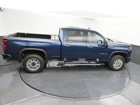 Used 2020 Chevrolet Silverado 2500 High Country w/ Z71 Off-Road Package image 42