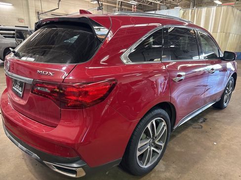 Used 2018 Acura MDX FWD w/ Advance Package image 5