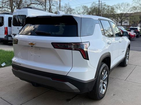 Used 2026 Chevrolet Equinox LT image 7