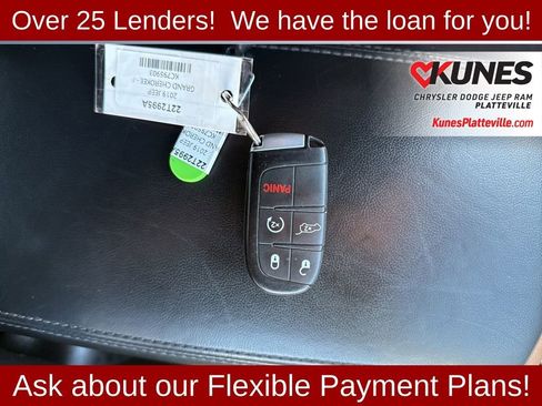 Used 2019 Jeep Grand Cherokee Laredo w/ Security & Convenience Group image 32