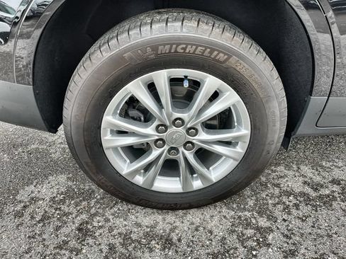 Certified 2024 Cadillac XT5 Luxury AWD/4WD image 18