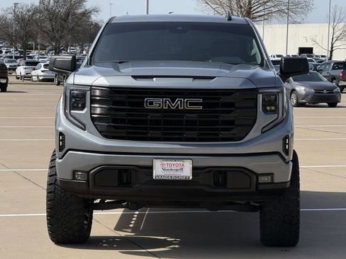 Used 2024 GMC Sierra 1500 Elevation image 9