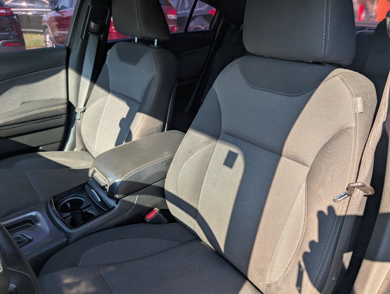 Used 2015 Dodge Charger SXT w/ Plus Group RWD image 15