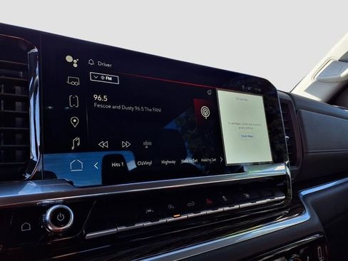 Used 2022 GMC Sierra 1500 Elevation w/ LPO, Elevation Black Package image 10