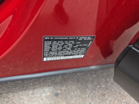 Used 2024 Volkswagen Atlas SE w/ Panoramic Sunroof Package AWD/4WD image 25