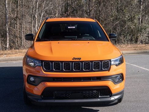 New 2026 Jeep Compass Latitude image 2