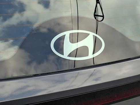 New 2026 Hyundai Tucson SE image 19