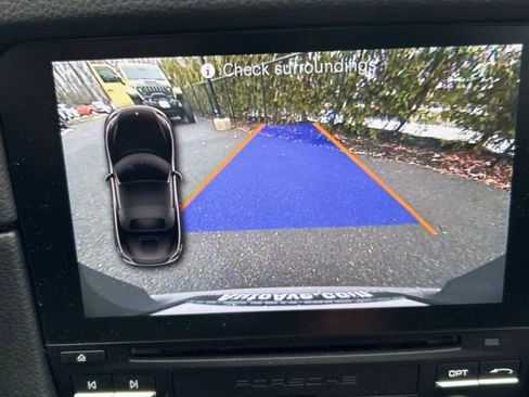 Used 2022 Porsche 718 Boxster image 17