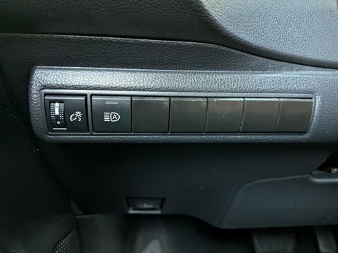 Used 2024 Toyota Corolla LE FWD image 16