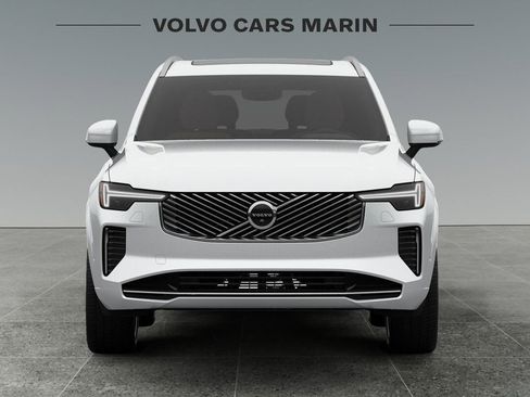 New 2026 Volvo XC90 B6 Plus w/ Protection Package image 2