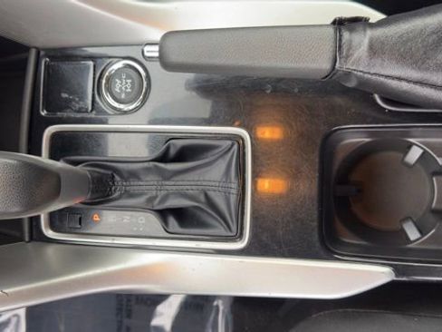 Used 2022 Mitsubishi Eclipse Cross ES image 17