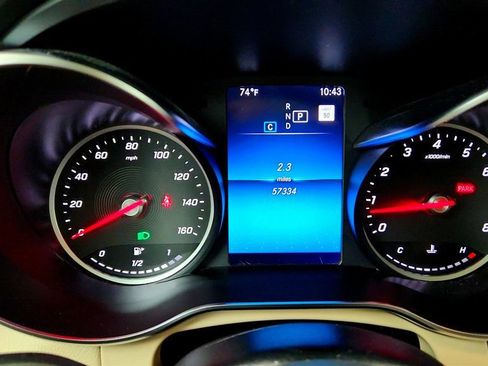 Used 2022 Mercedes-Benz GLC 300 4MATIC image 14