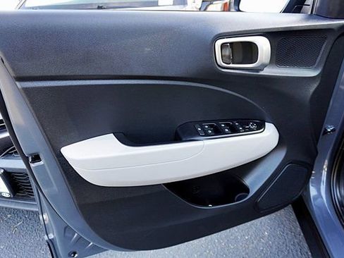 Certified 2026 Hyundai Venue SEL FWD image 23