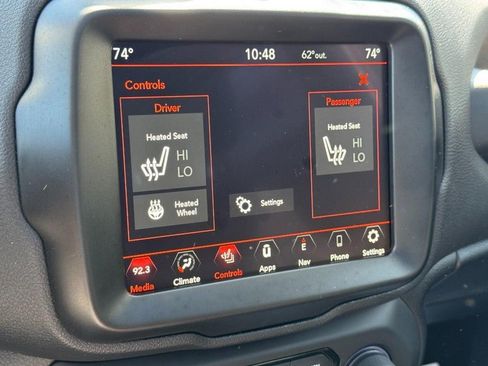 Used 2023 Jeep Renegade Altitude w/ Sun/Sound Group AWD/4WD image 26