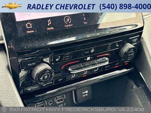Used 2022 Jeep Grand Cherokee L Limited AWD/4WD image 10